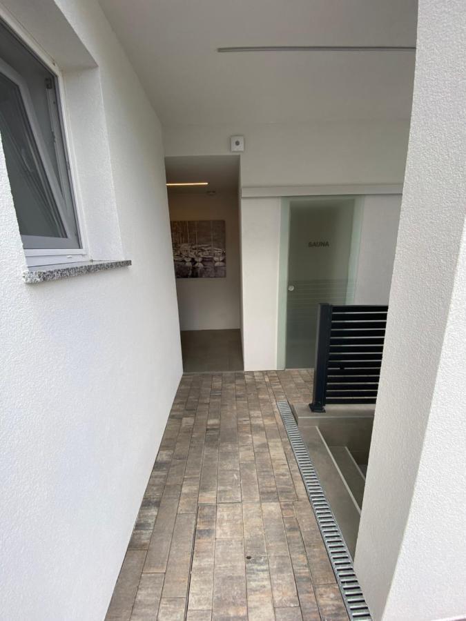 Apartmani Kumenat Weißenburg Exterior foto