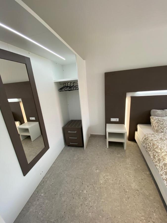 Apartmani Kumenat Weißenburg Exterior foto
