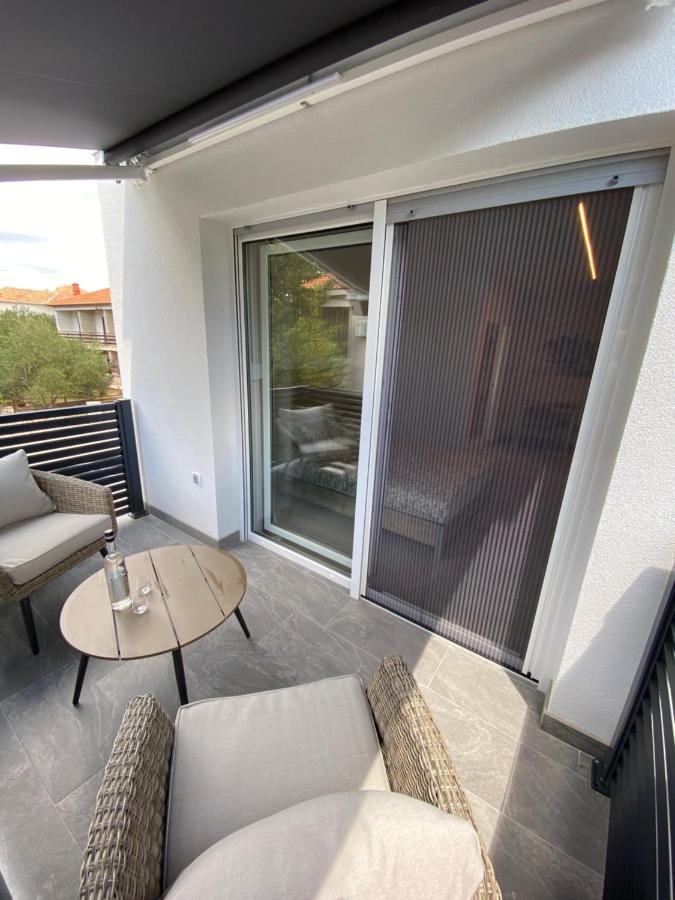 Apartmani Kumenat Weißenburg Exterior foto