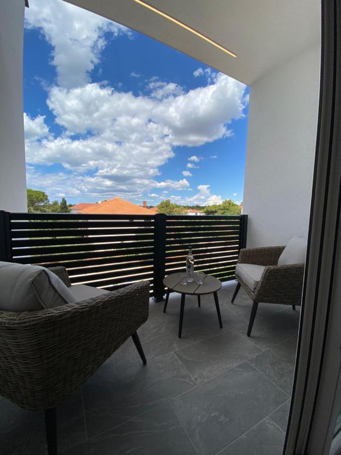 Apartmani Kumenat Weißenburg Exterior foto