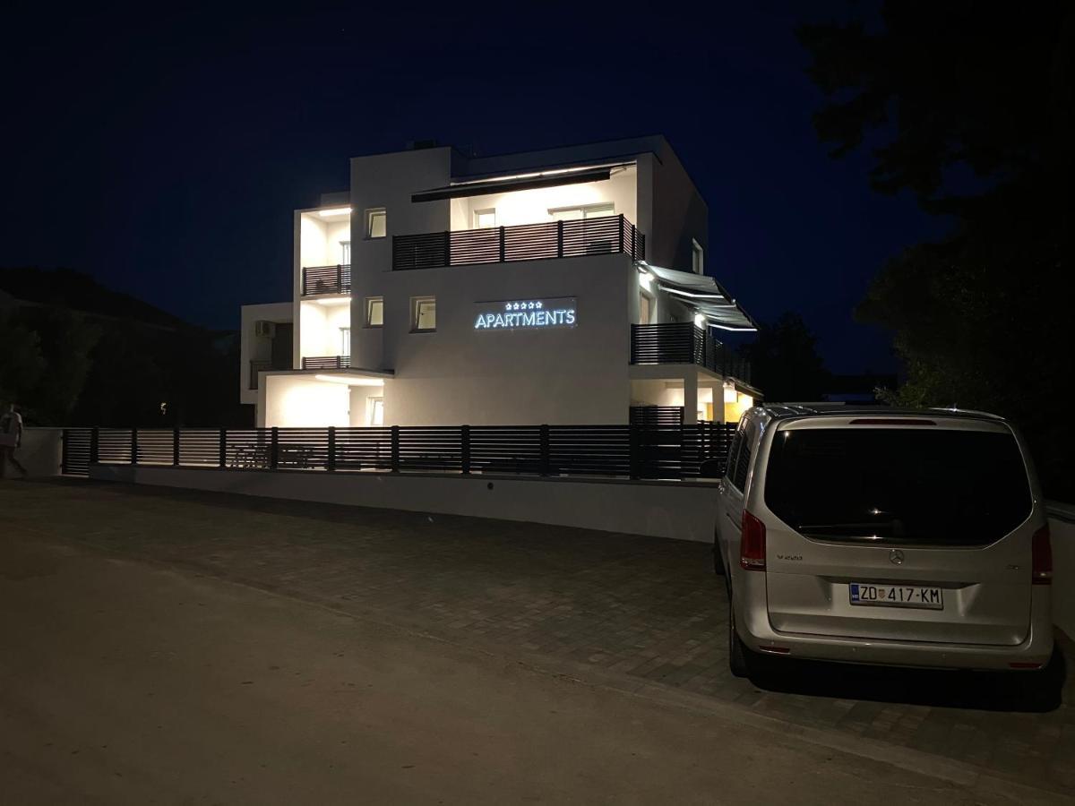 Apartmani Kumenat Weißenburg Exterior foto
